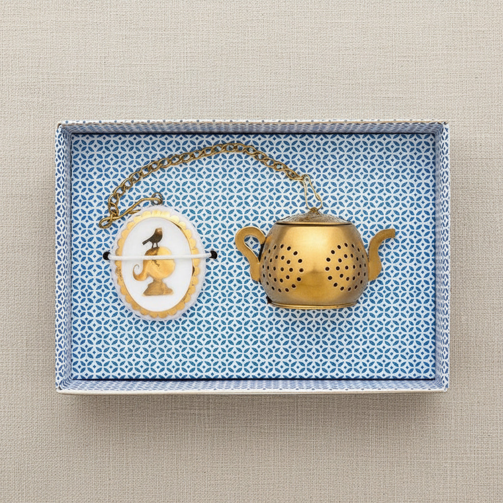 Image of Tea Infuser - Medaillon Royal White